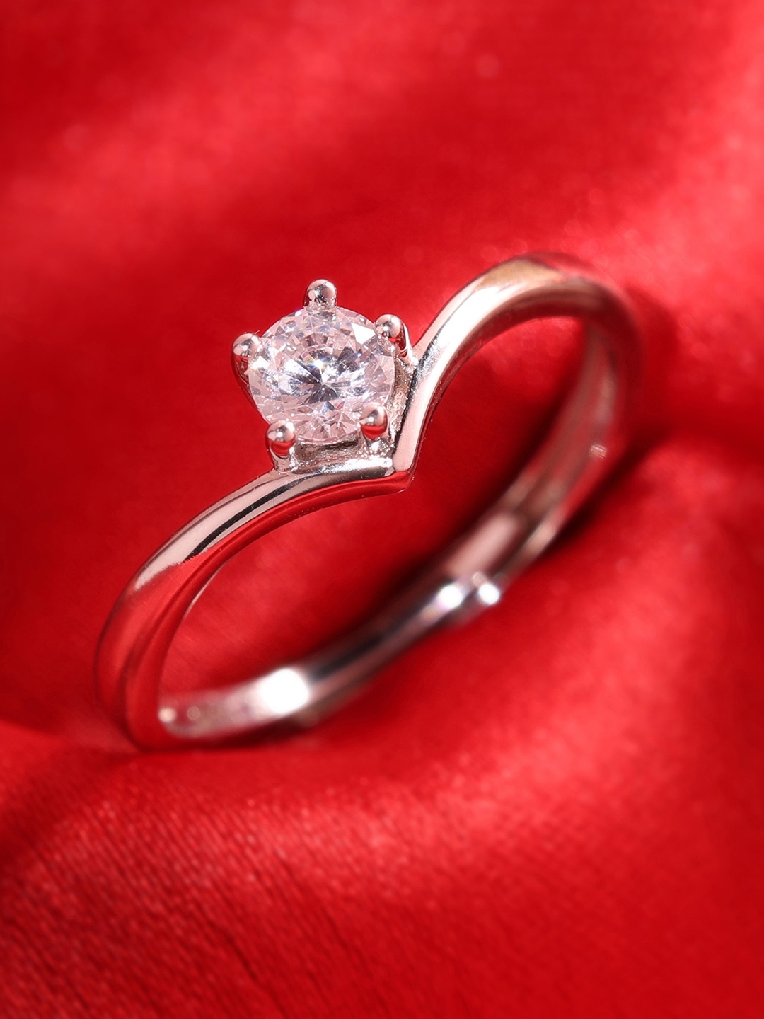 

DEESSA 925 Sterling Silver Rhodium-Plated Solitaire Crown Stone-Studded Finger Ring