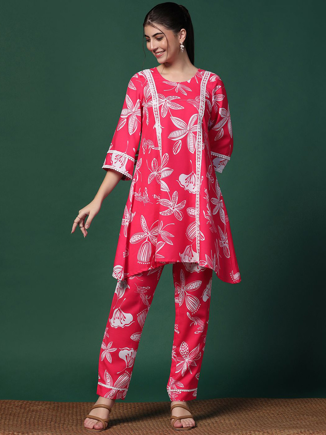 

BAESD Floral Printed Top With Trouser, Pink