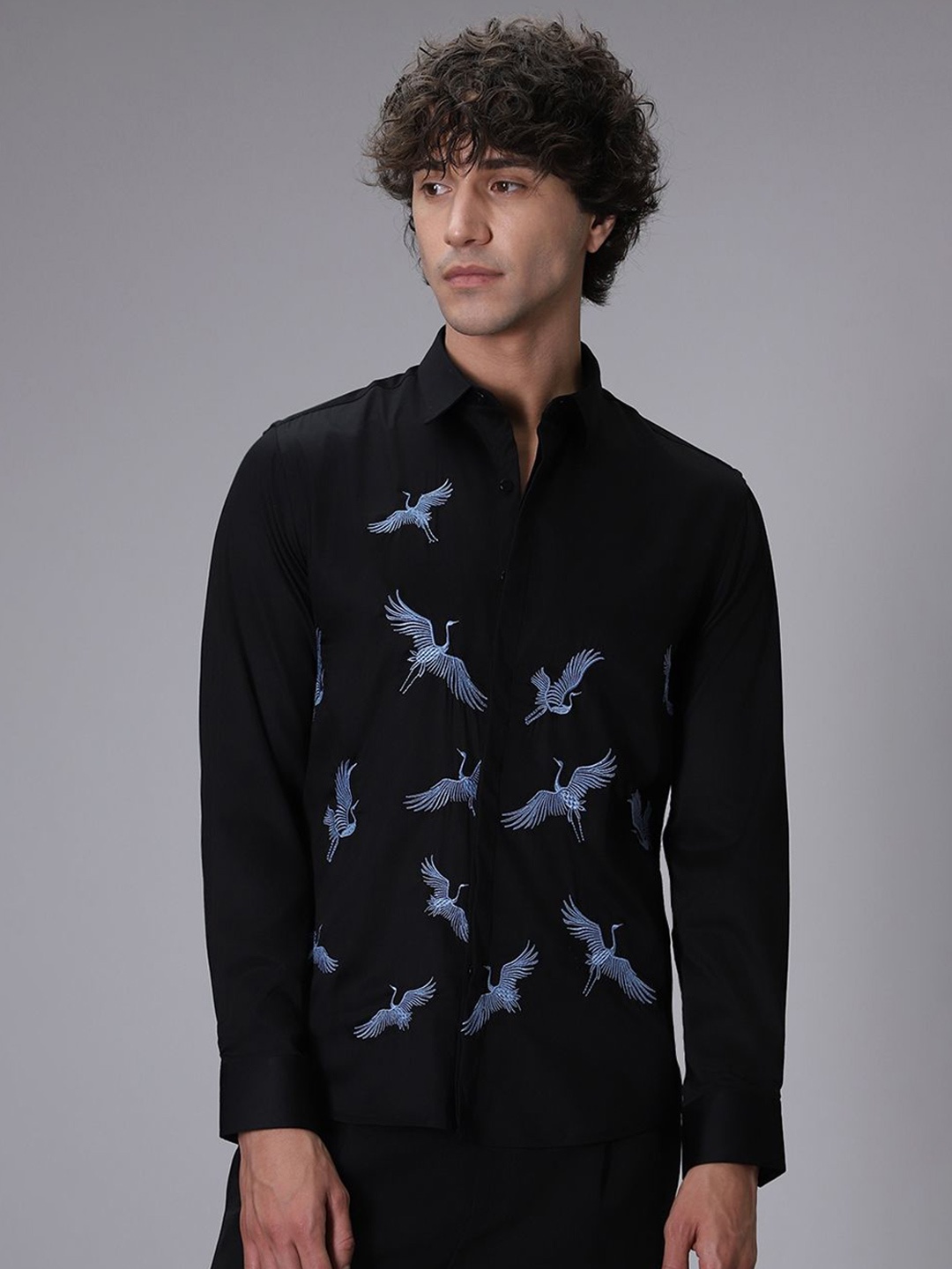

Banana Club Men Classic Slim Fit Floral Printed Casual Shirt, Black