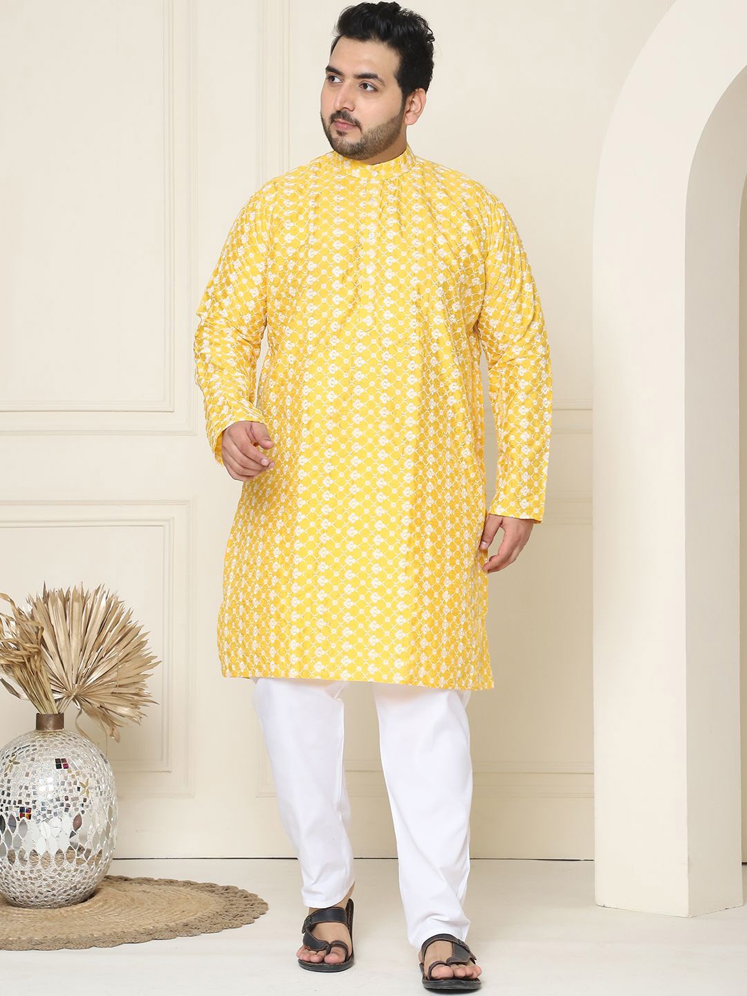 

SOJANYA PLUS Floral Embroidered Thread Work Silk Cotton Straight Kurta with Pyjamas, Yellow