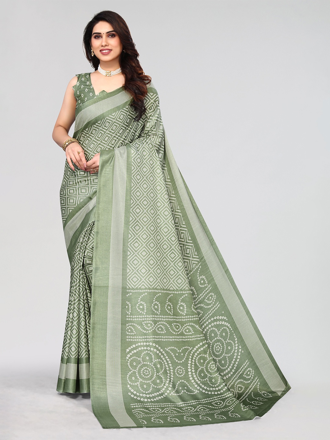 

VIRICA Geometric Printed Saree, Green