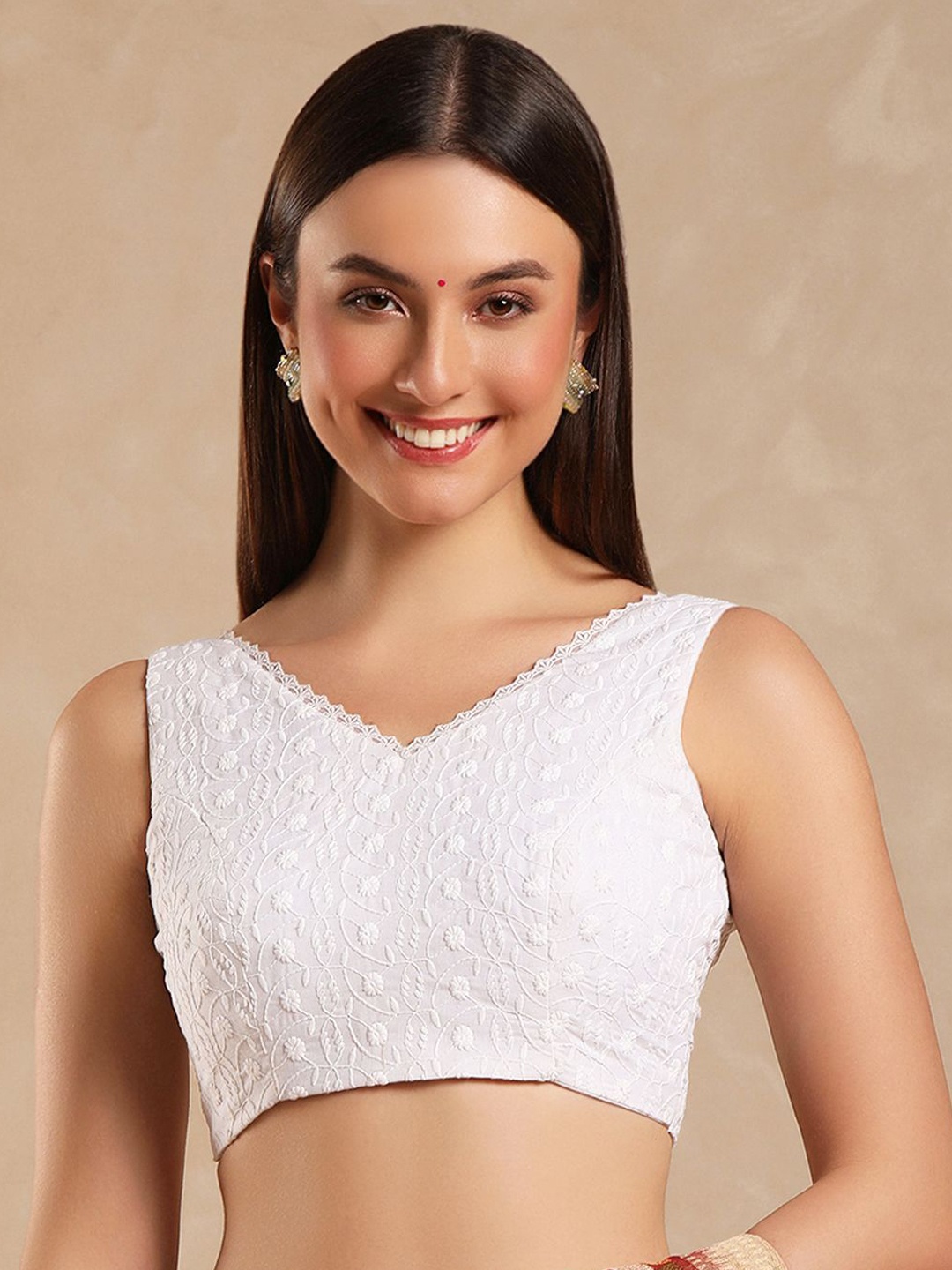 

Aanyor Embroidered Padded Pure Cotton Saree Blouse, White