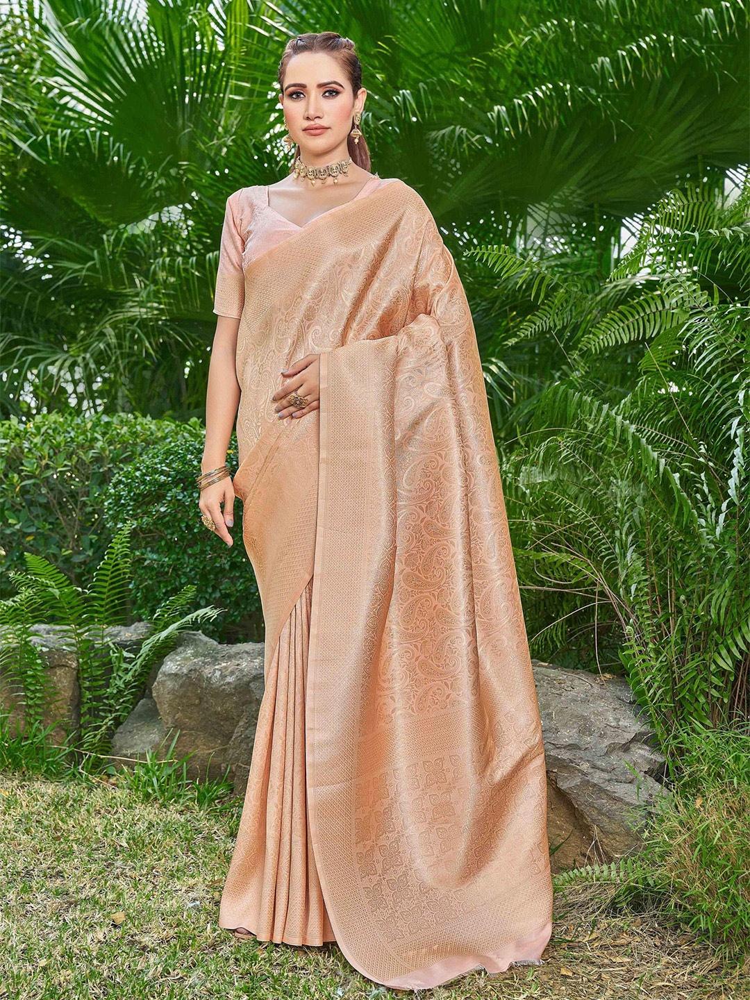 

Krimmple Woven Design Zari Silk Blend Banarasi Saree, Peach
