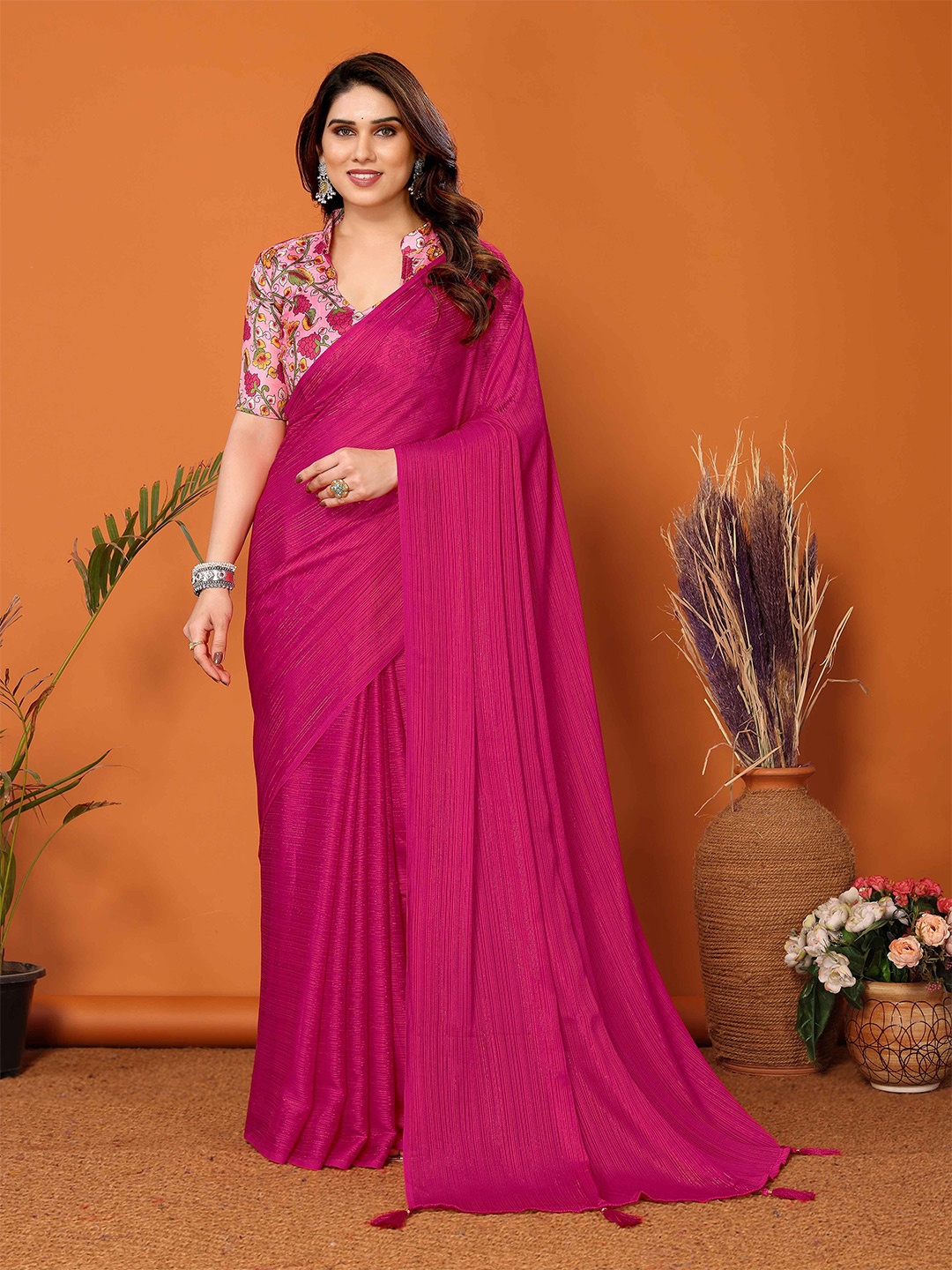 

Jhilmil Fashion Striped Saree, Pink