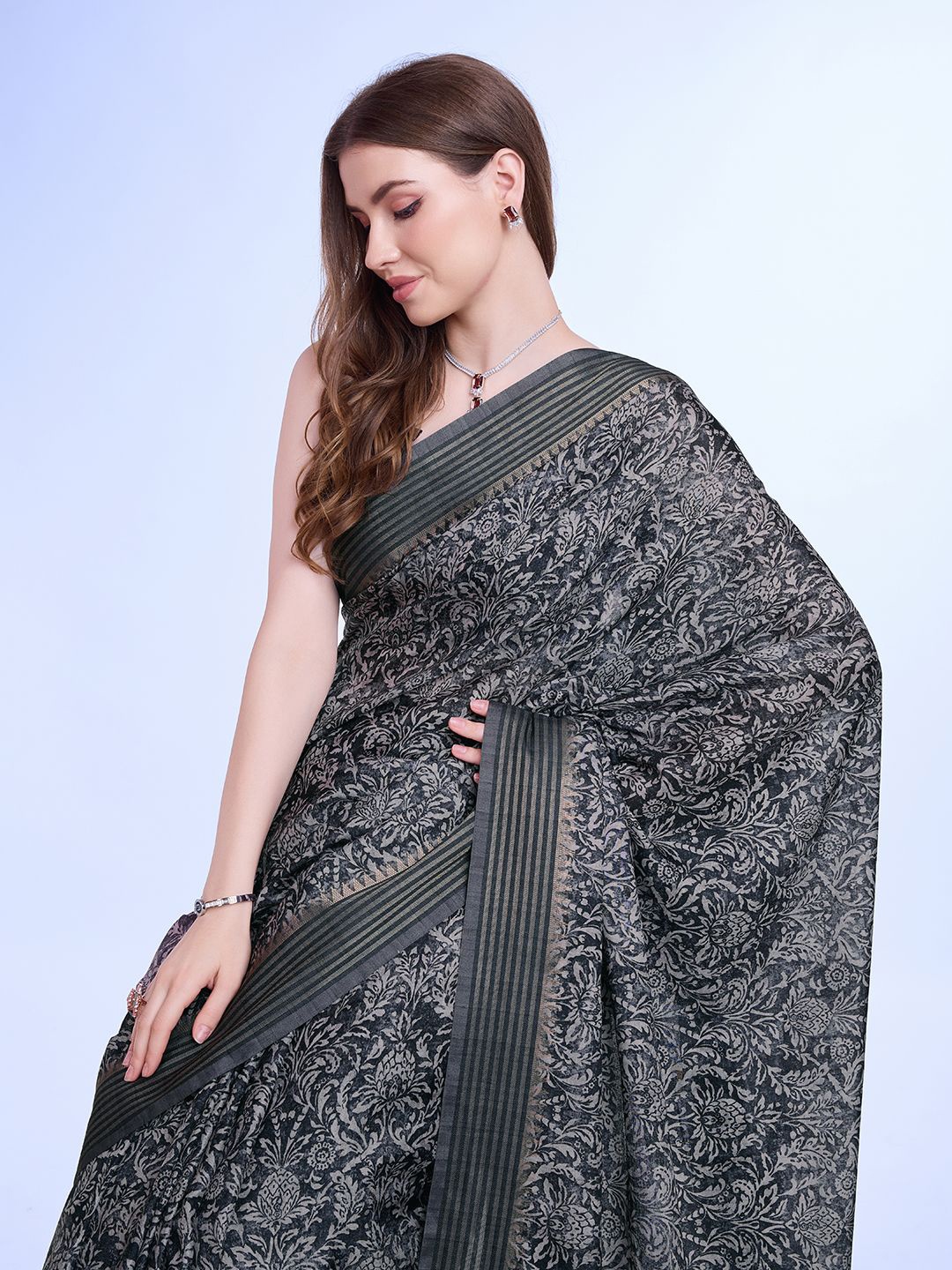 

all about you Printed Floral Saree, Grey