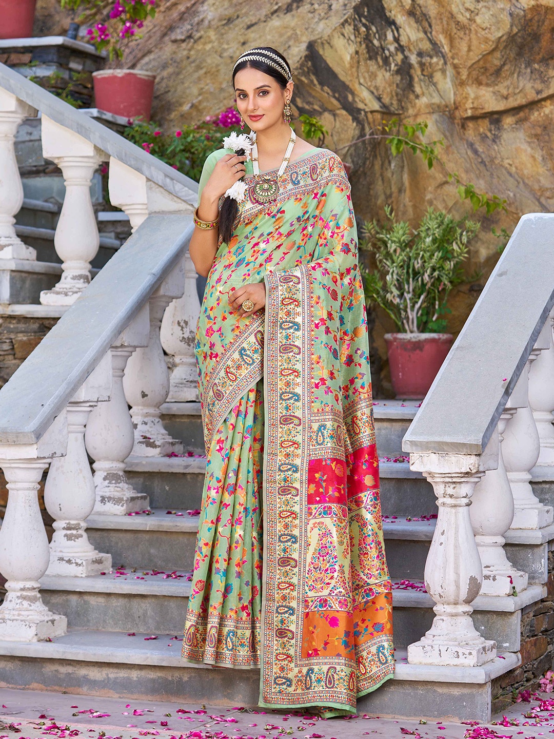 

Krimmple Woven Design Floral Zari Saree, Lime green