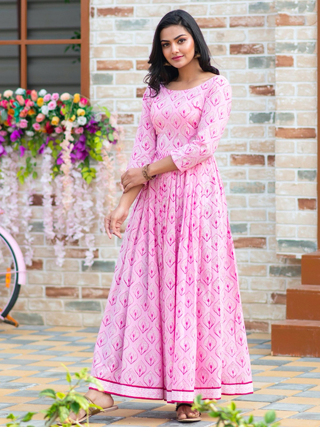 

ODETTE Women Floral Printed Extended Sleeves Anarkali Kurta, Pink