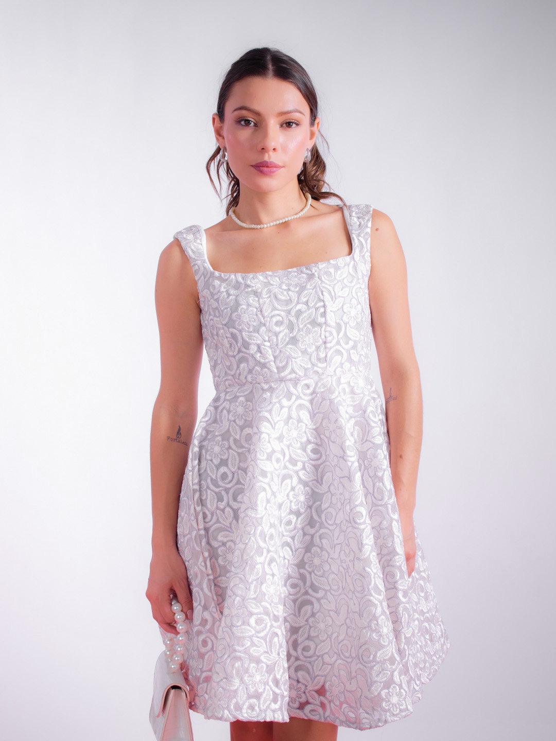 

Stylecast X Hersheinbox Floral Embroidered A-Line Dress, White