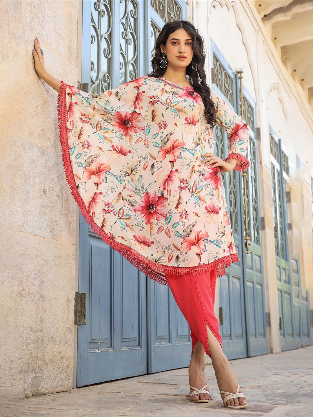 

SCAKHI Floral Printed Poncho With Dhoti Pants, Off white