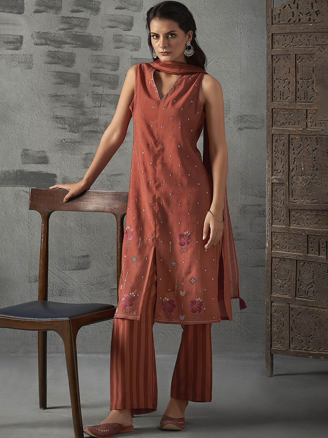 

Anouk Floral Embroidered Thread Work Chanderi Silk A-Line Kurta with Trousers & Dupatta, Rust