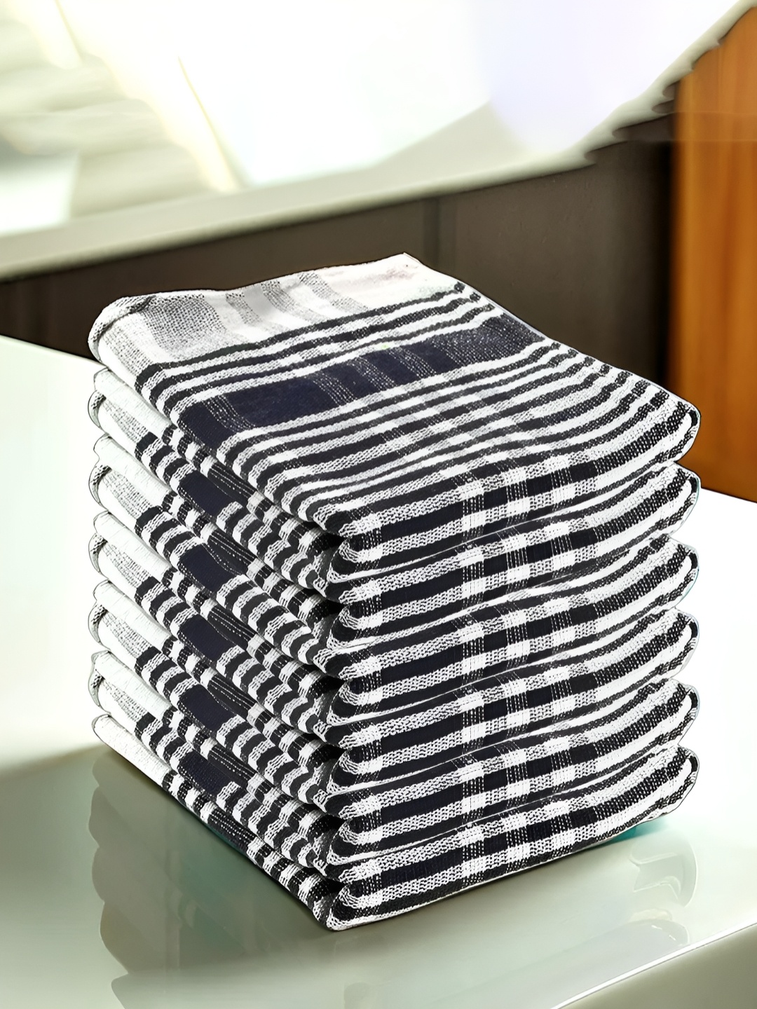 

Kuber Industries Black & White 6 Pieces Checked Kitchen Towels, Blue