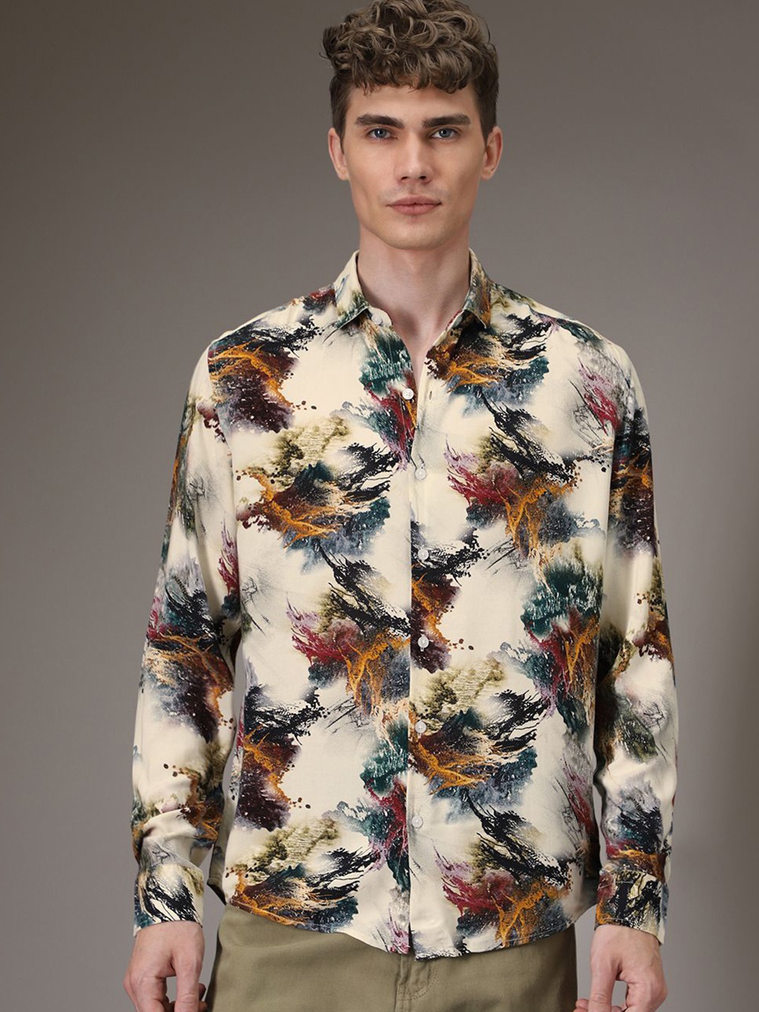 

Banana Club Men Classic Fit Floral Abstract Printed Casual Shirt, Cream