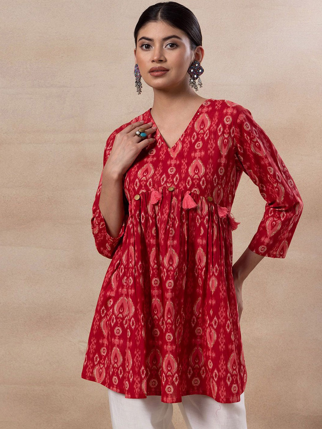 

INDYA Ethnic Motifs Printed Pure Cotton V-Neck A-Line Kurti, Pink