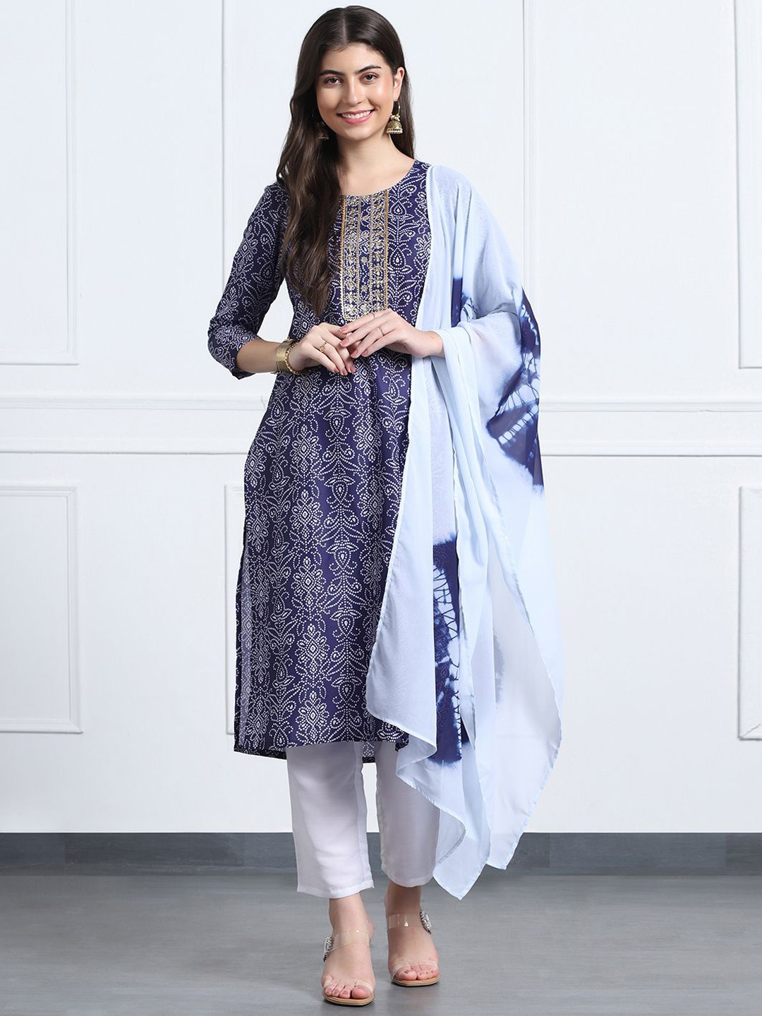 

BAESD Bandhani Embroidered Regular Straight Kurta with Trousers & Dupatta, Blue