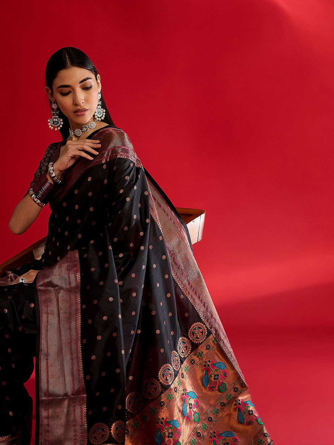 

Sangria Woven Design Paithani Saree With Matching Blouse, Black