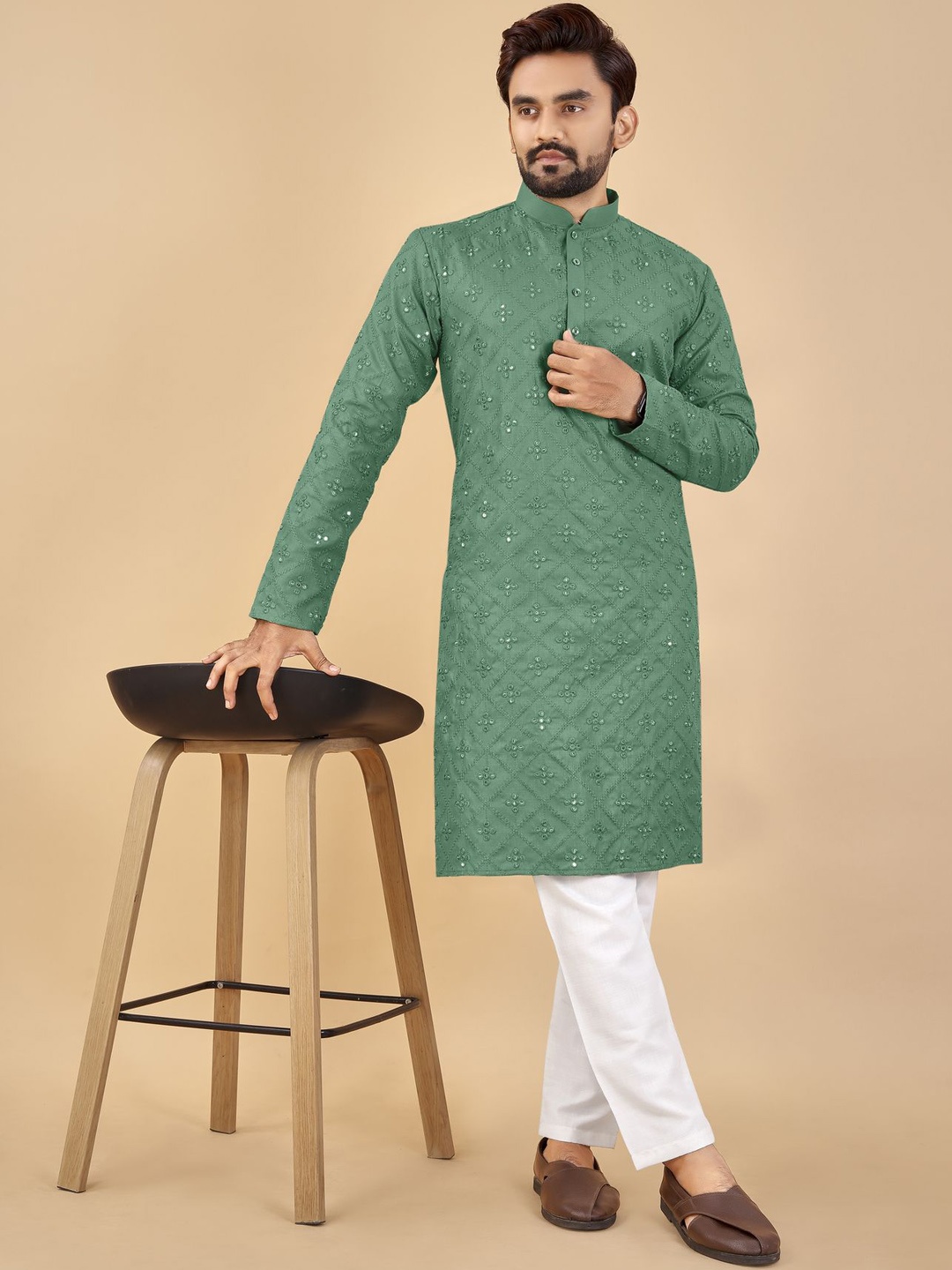 

CHARLOTTE GRACIOUS Embroidered Mandarin Collar Mirror Work Cotton Straight Kurta, Olive