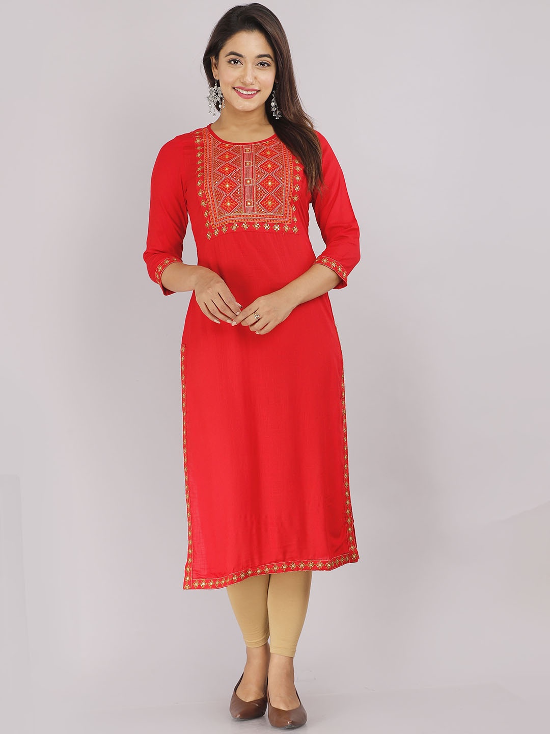 

STYLE ANGEL Geometric Embroidered Sequinned Straight Kurta, Red