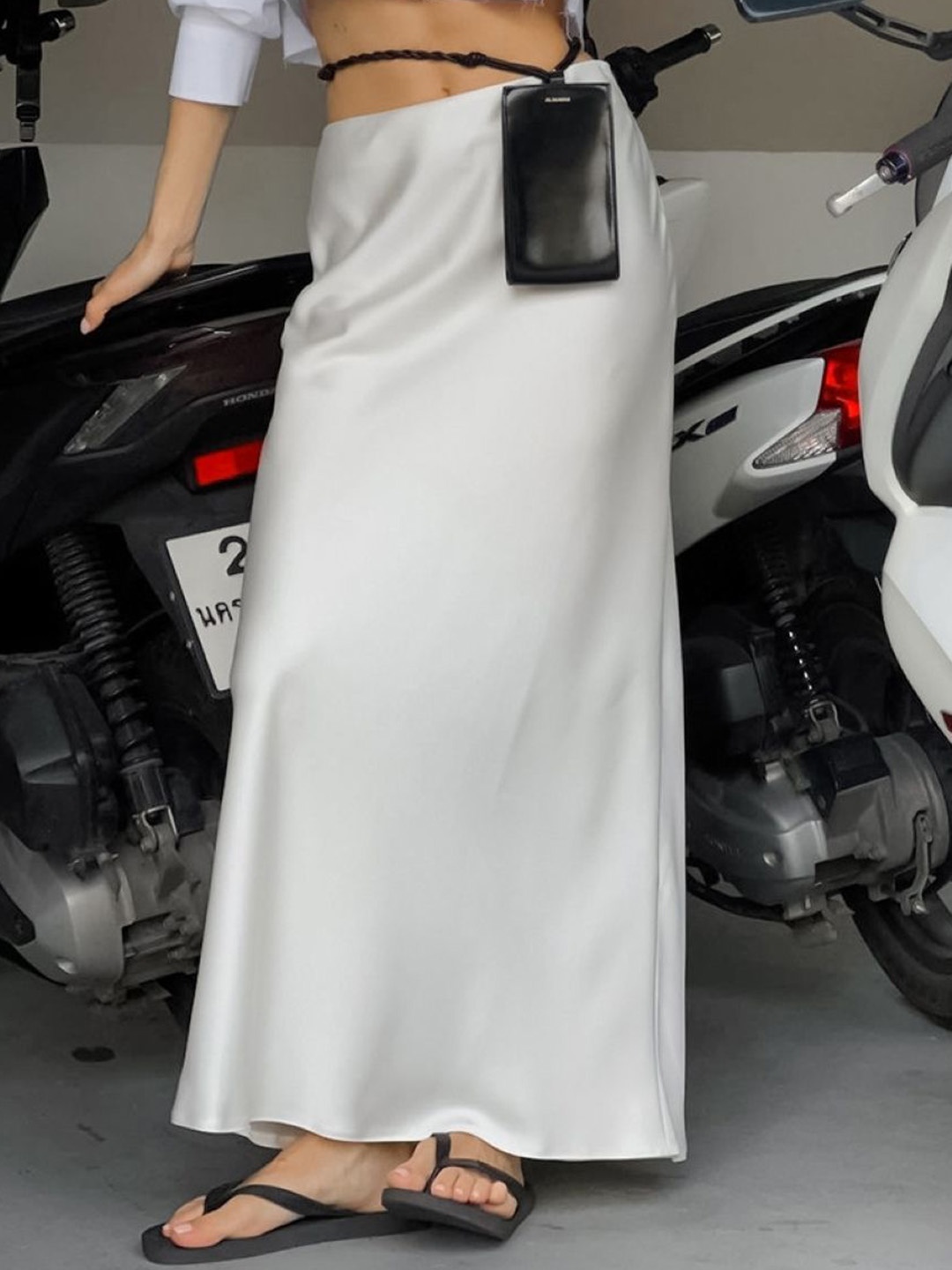 

KPOP Maxi Slip-On Straight Skirt, White