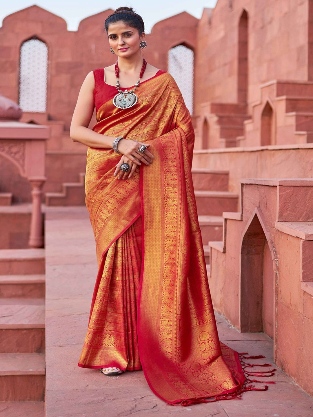 

Krimmple Woven Design Zari Saree, Red