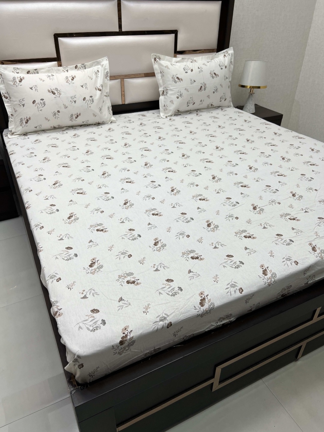 

Pure Decor Sapphire White Printed 350 TC Pure Cotton Fitted Super King Bedsheet Set