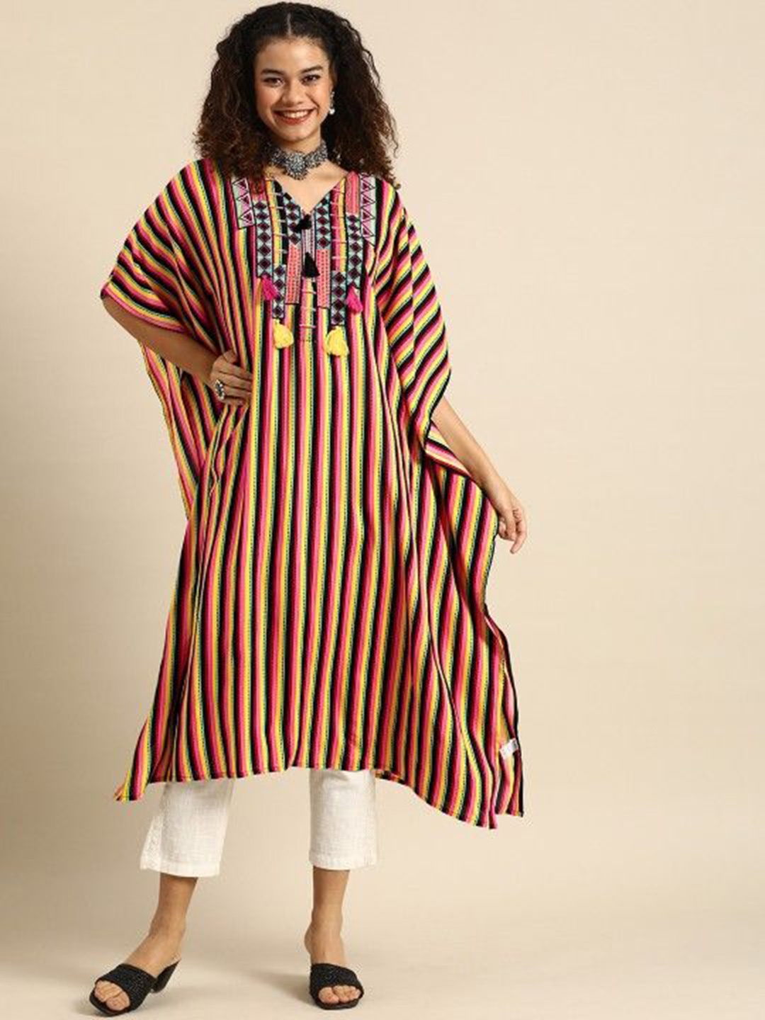 

HERE&NOW Black Striped V-Neck Flared Sleeves Thread Work Kaftan Kurta