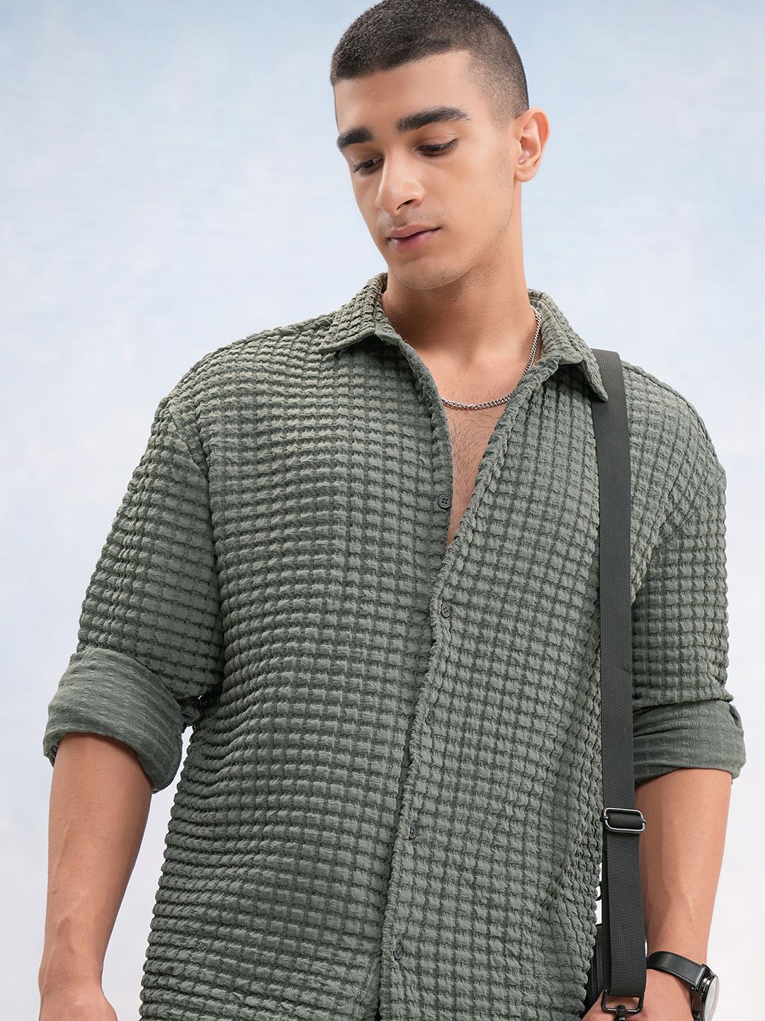 

HIGHLANDER Men Popcorn Textured Relaxed Shirt, Olive