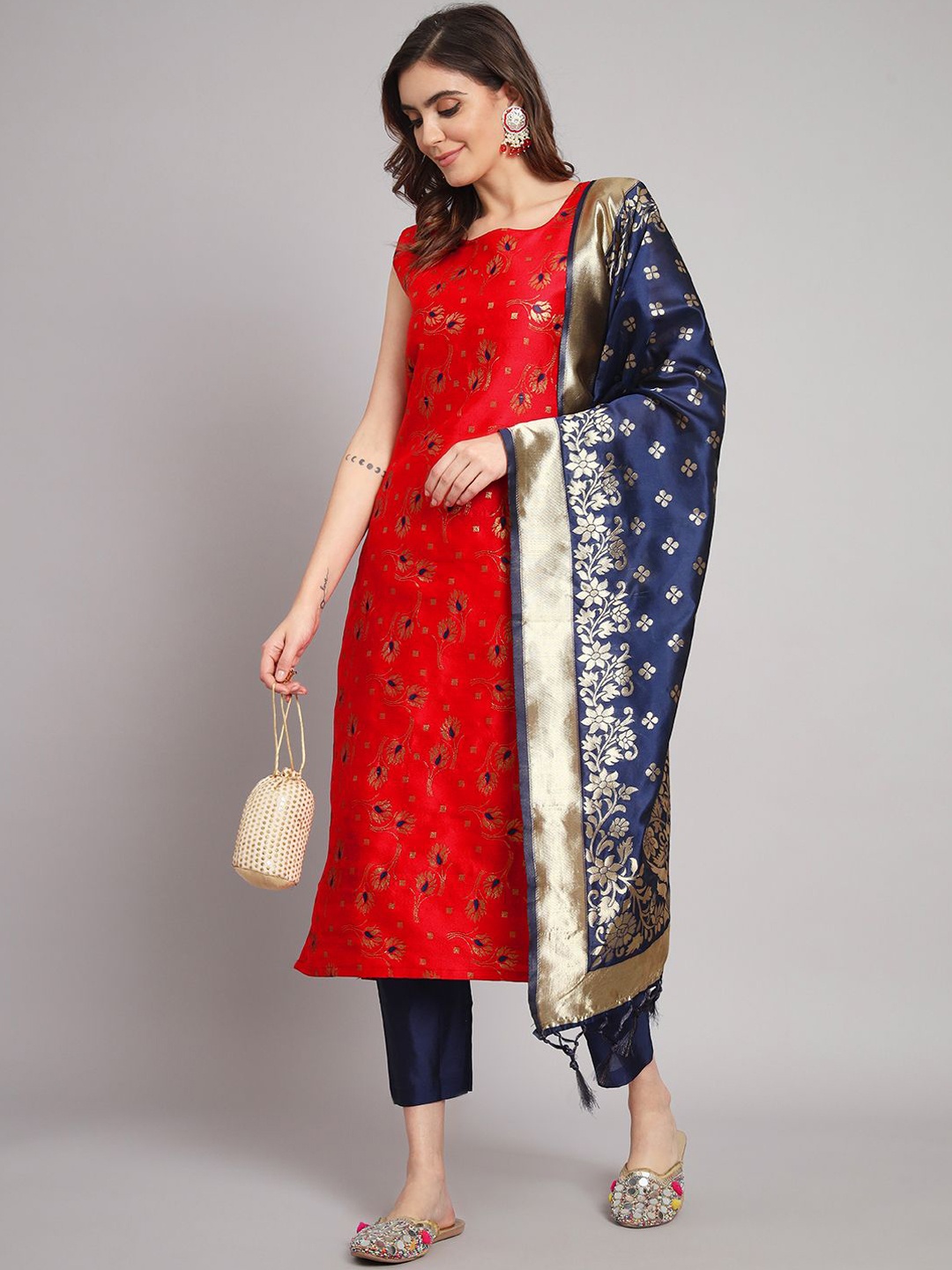 

VredeVogel Ethnic Motifs Woven Design Straight Kurta & Trousers With Dupatta, Red