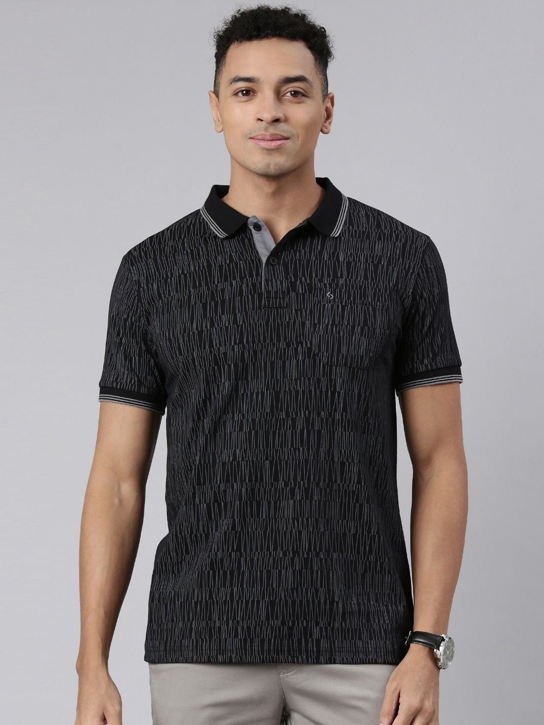 

Classic Polo Men Abstract Printed Polo Collar Cotton Slim Fit T-shirt, Black