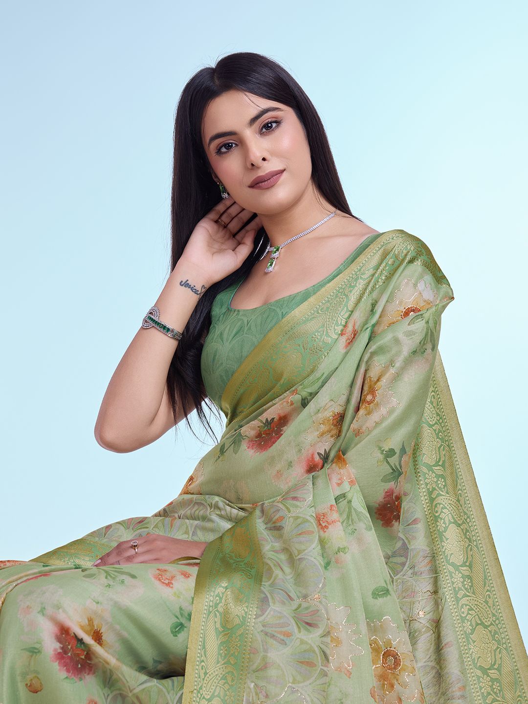 

Mitera Floral Printed Zari Saree, Green