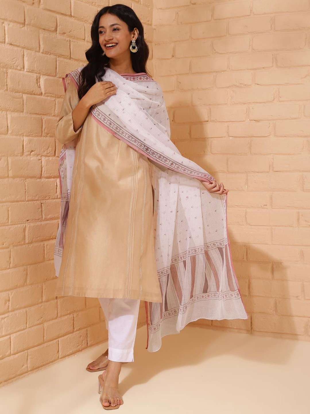 

Fabindia Ethnic Motifs Printed Cotton Silk Dupatta With Tasselled, White