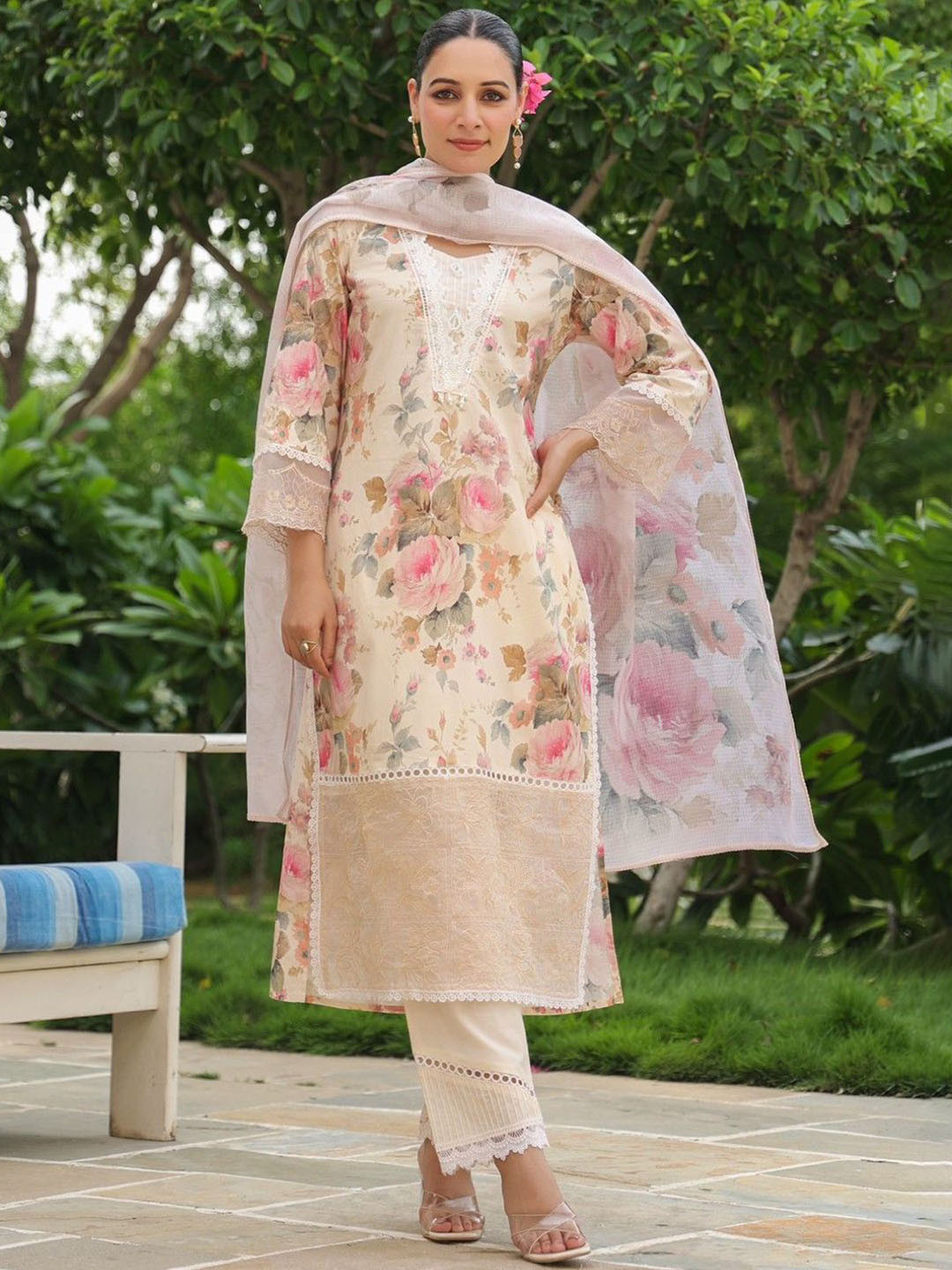 

AUTUMN LANE Floral Printed Thread Work Pure Cotton Straight Kurta With Trousers & Dupatta, Purple