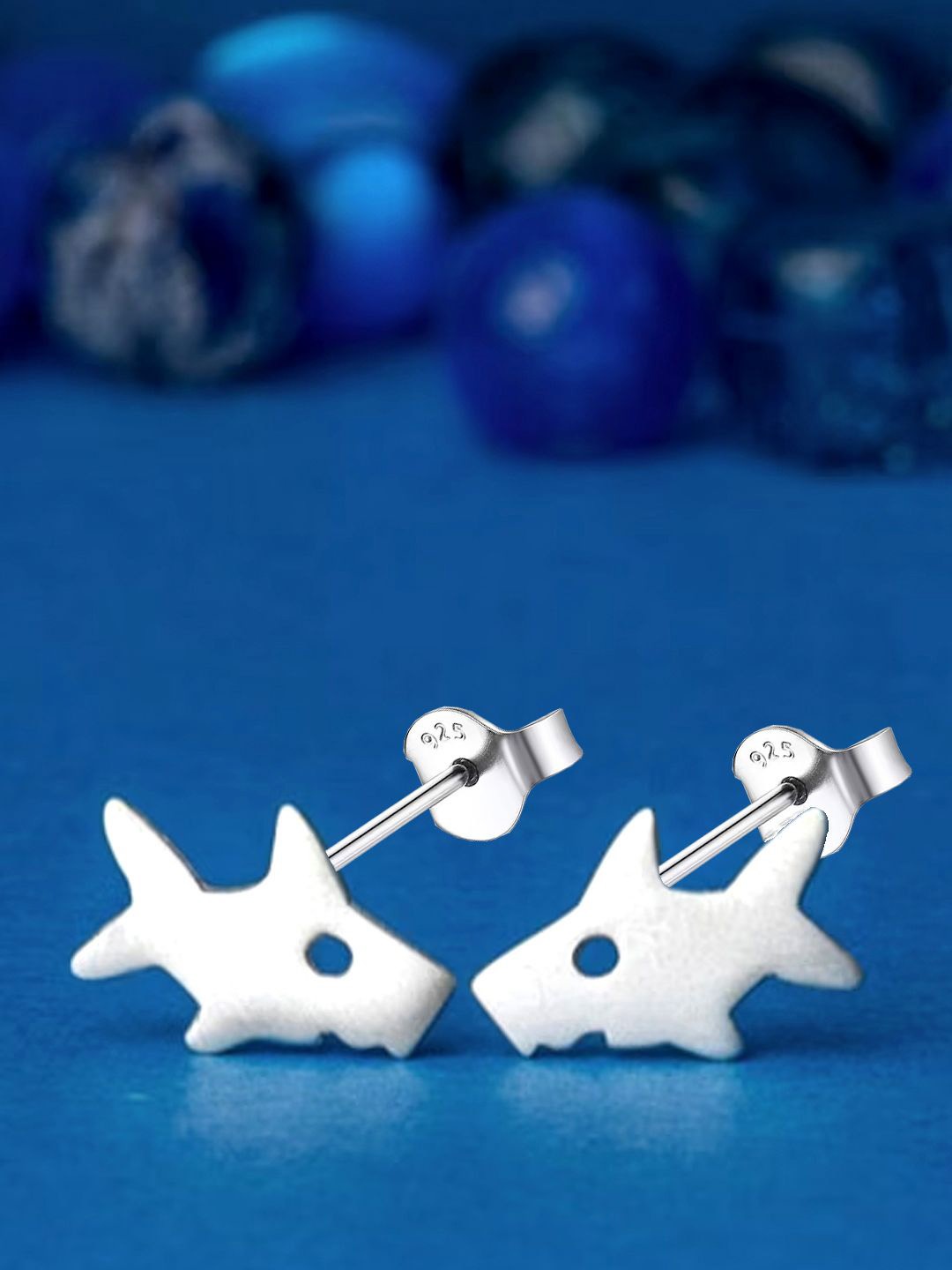 

DressBerry 925 Sterling Silver Studs