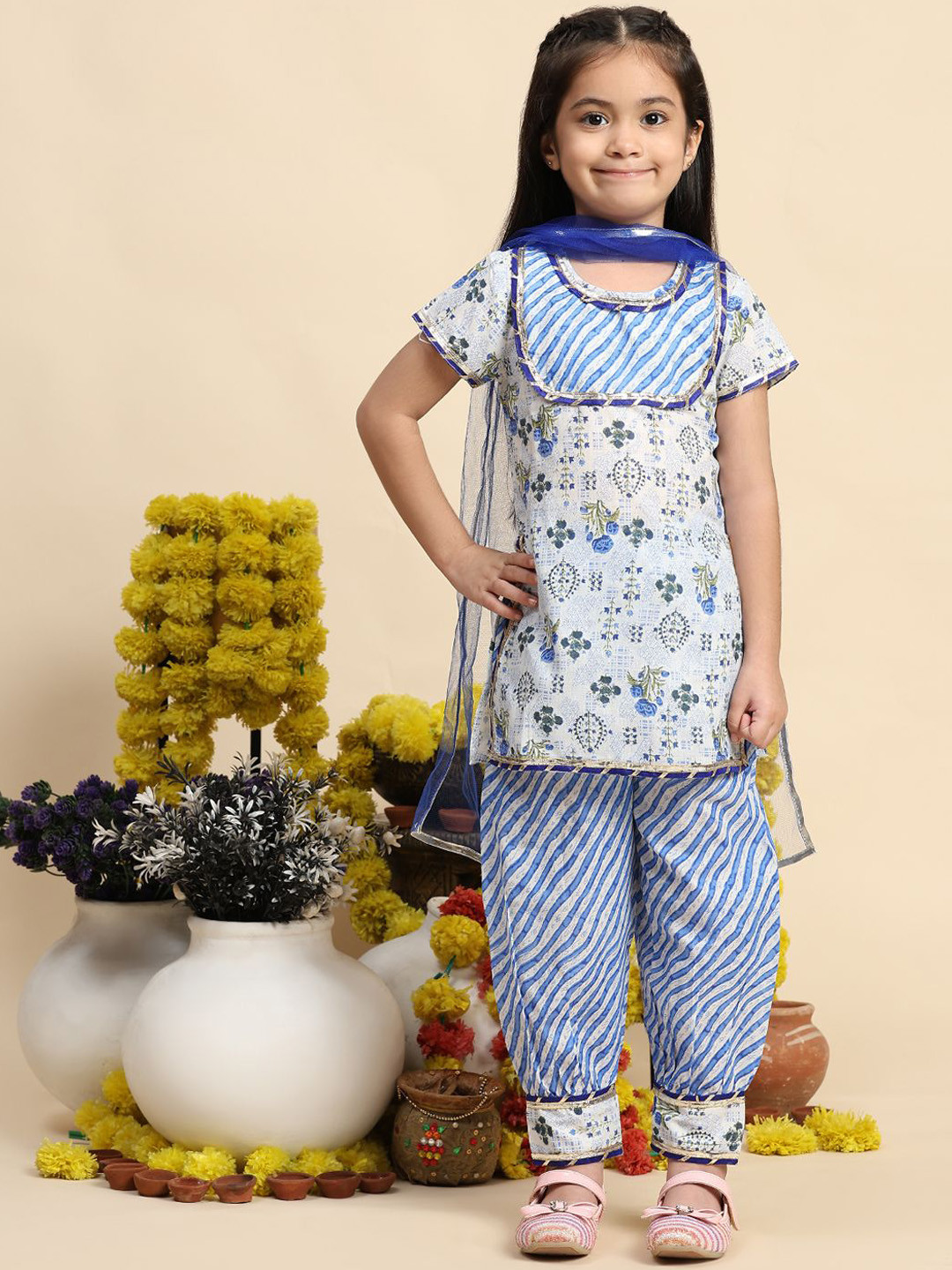 

Cutiekins Girls Floral Printed Straight Kurta With Salwar & Dupatta, Blue