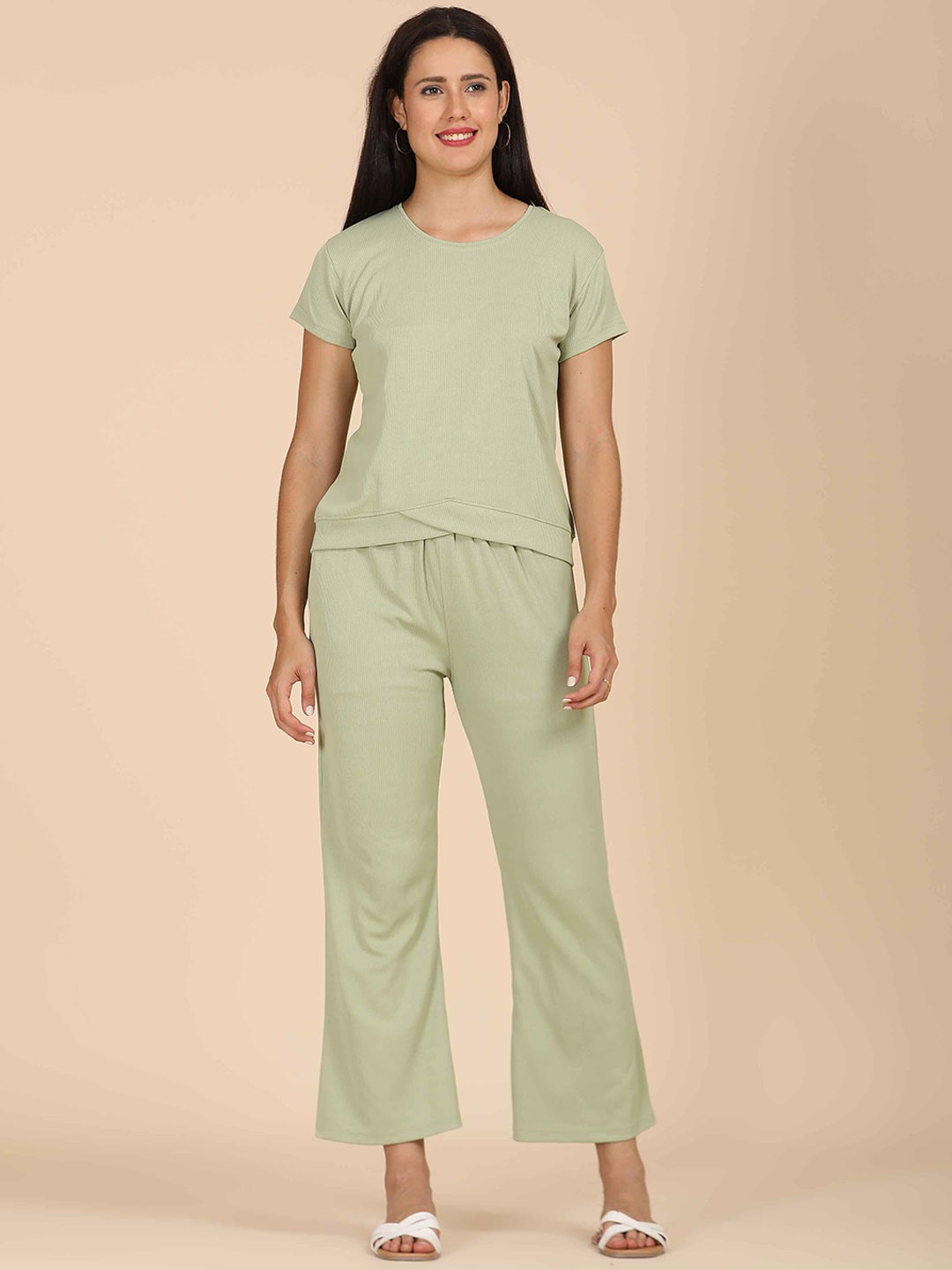 

GOLDSTROMS Women Night suit, Green
