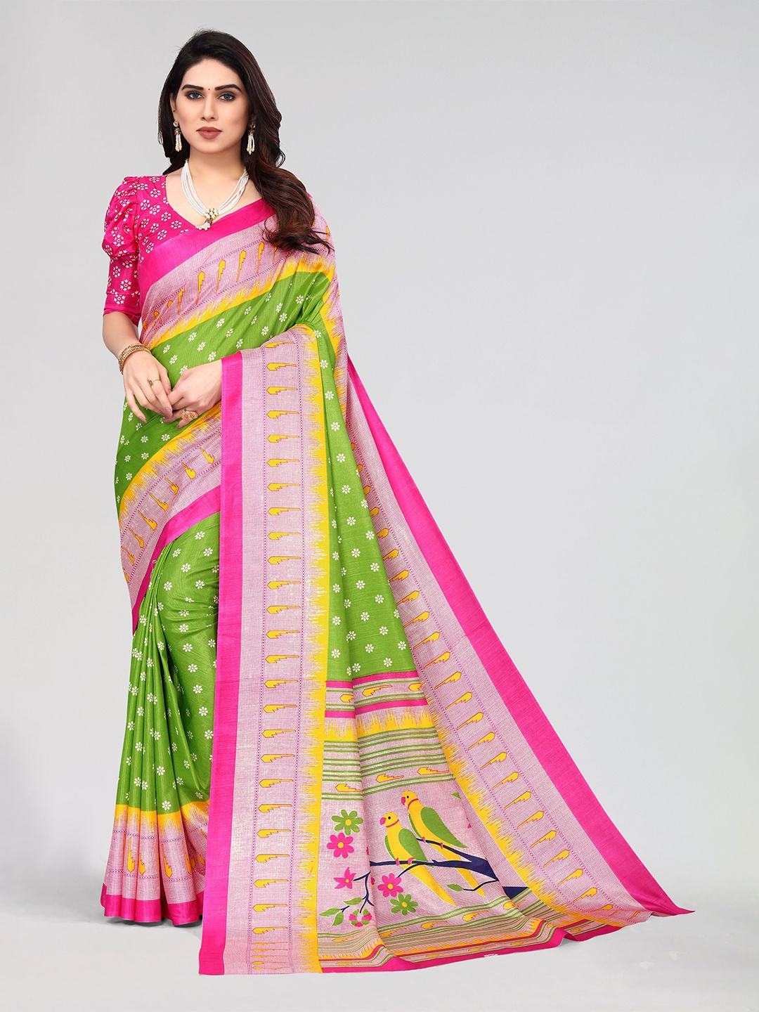 

VIRICA Floral Printed Saree With Solid Border, Green