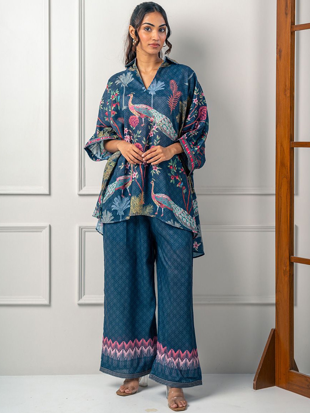 

India Circus by Krsnaa Mehta Floral Printed Shirt Collar Tunic With Trousers, Blue