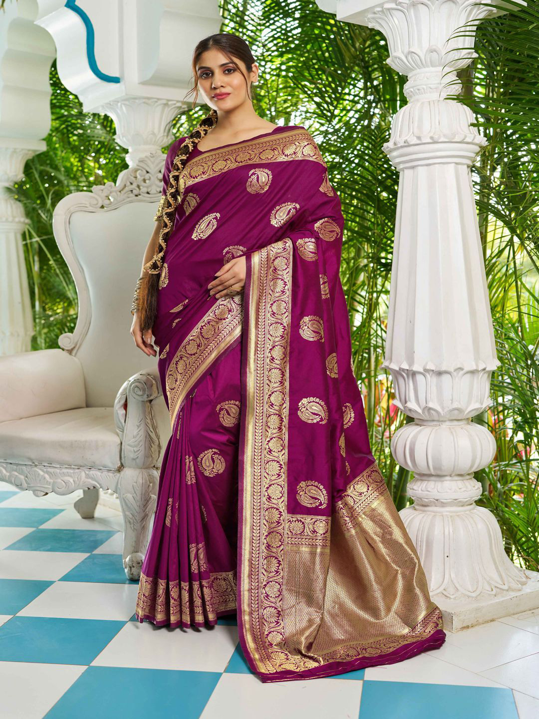

Krimmple Woven Design Zari Saree, Purple