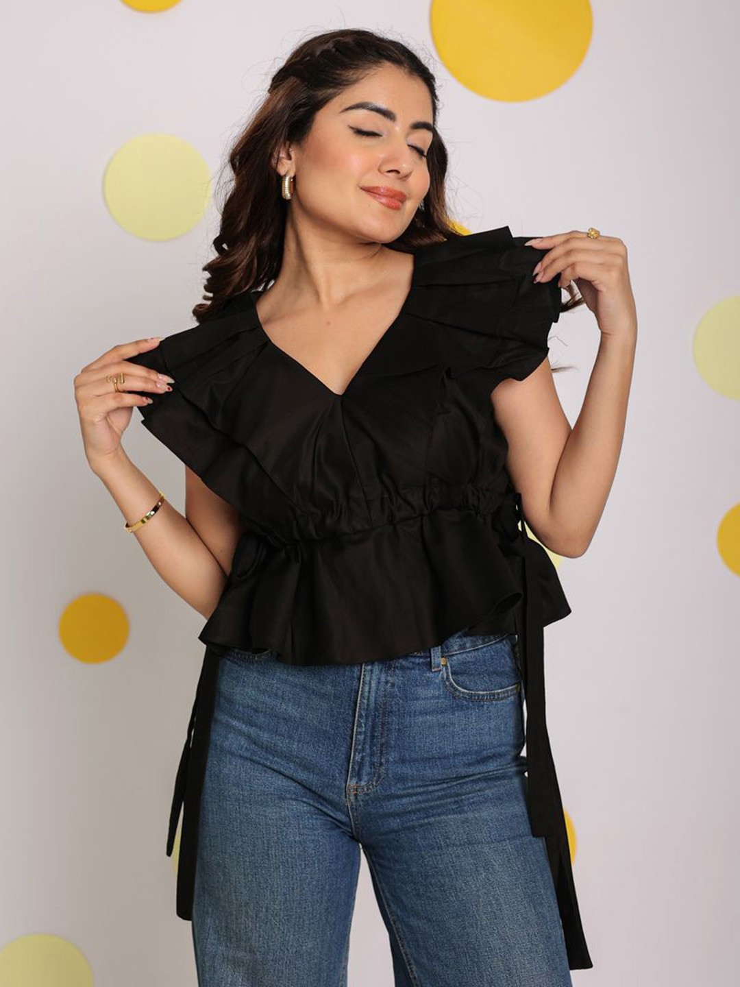 

KAORI BY SHREYA AGARWAL Women Solid V-Neck Cotton Top, Black