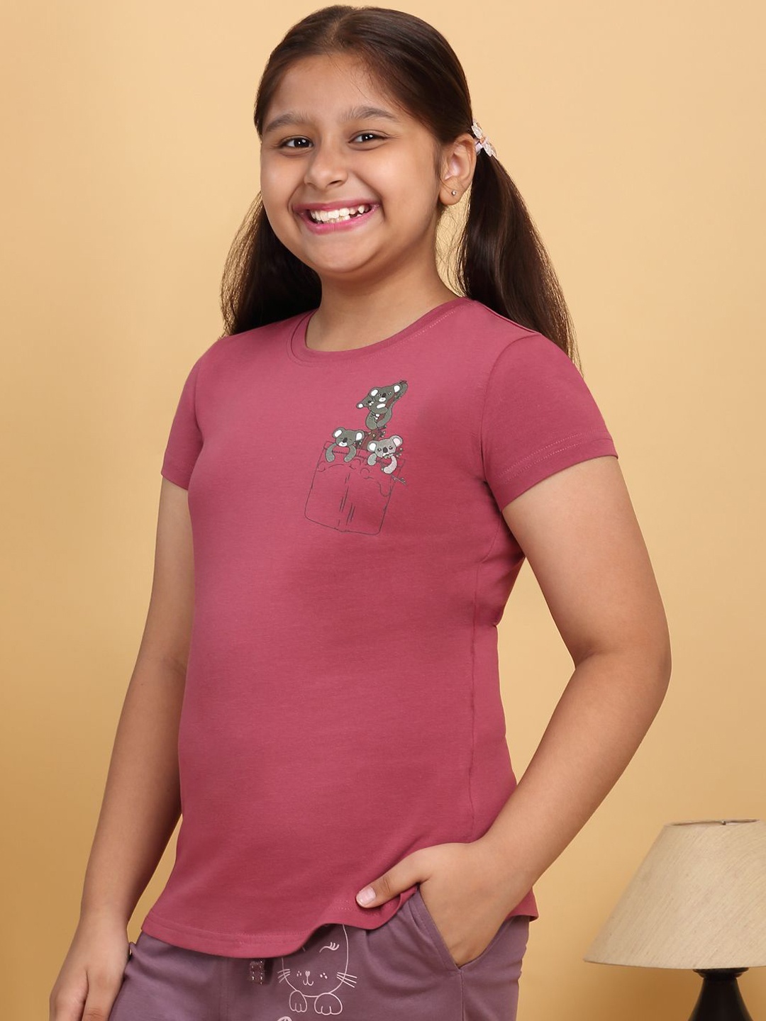 

Sweet Dreams Round Neck Lounge Tshirts, Maroon