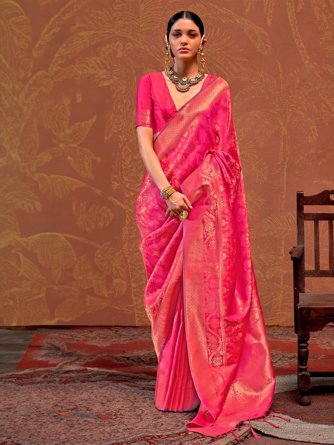 

MySilkLove Woven Design Kanjeevaram Saree With Zari, Pink