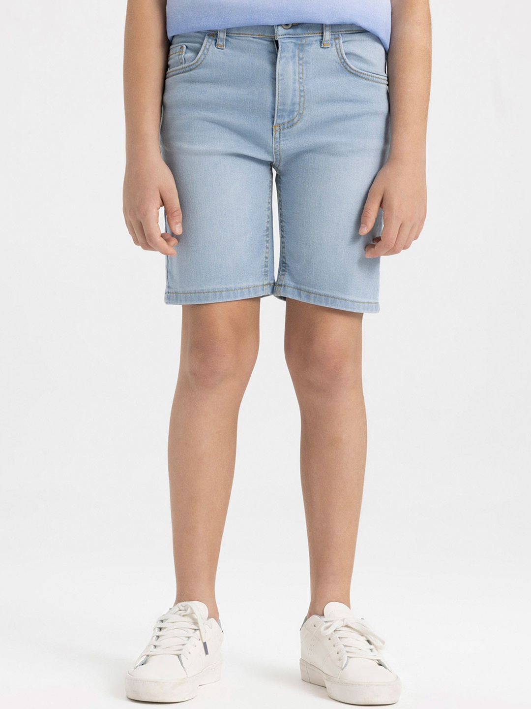 

DeFacto Boys Regular Fit Denim Shorts, Blue