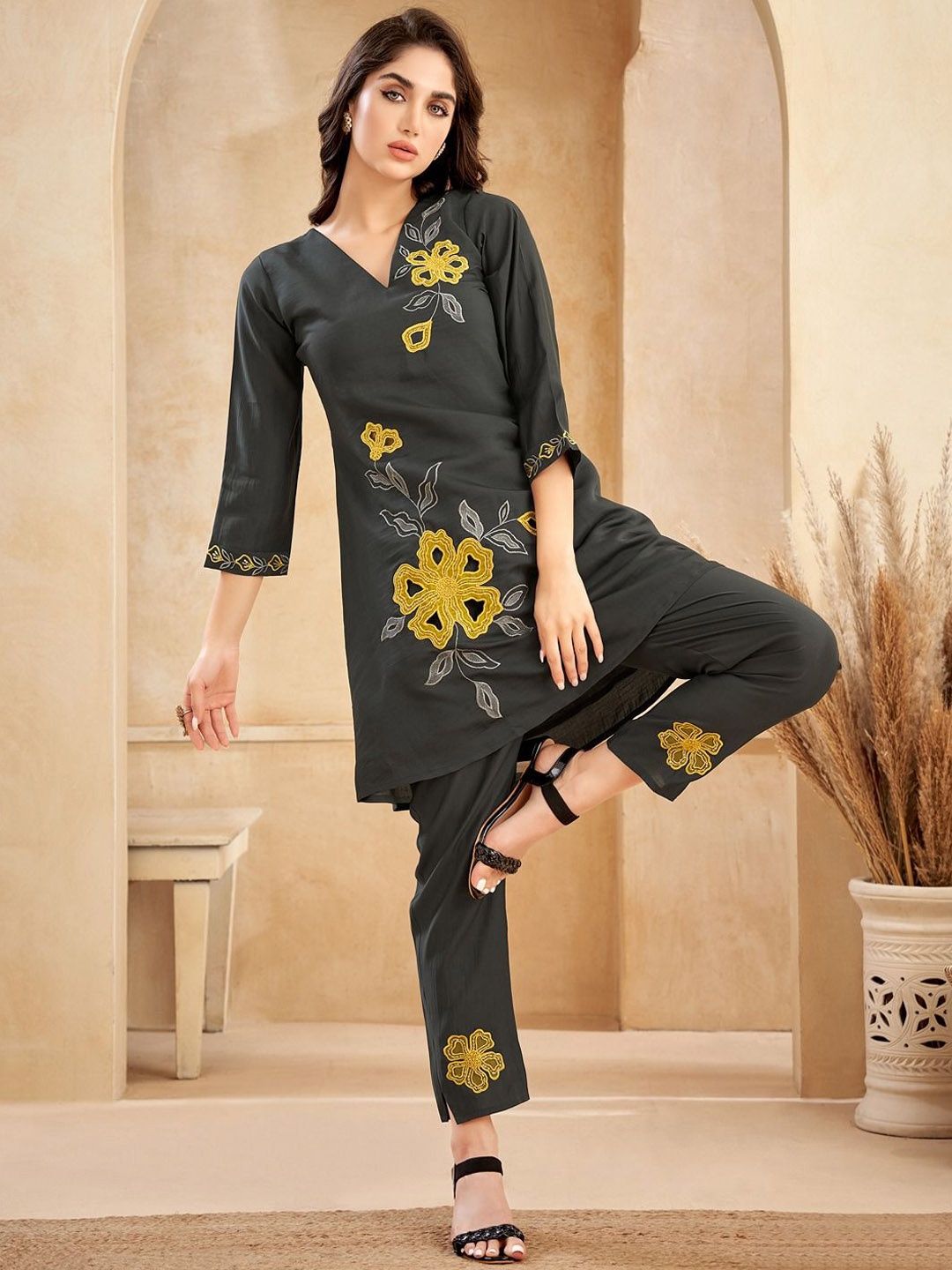 

FABMORA Embroidered Top With Trousers Co-Ords, Grey