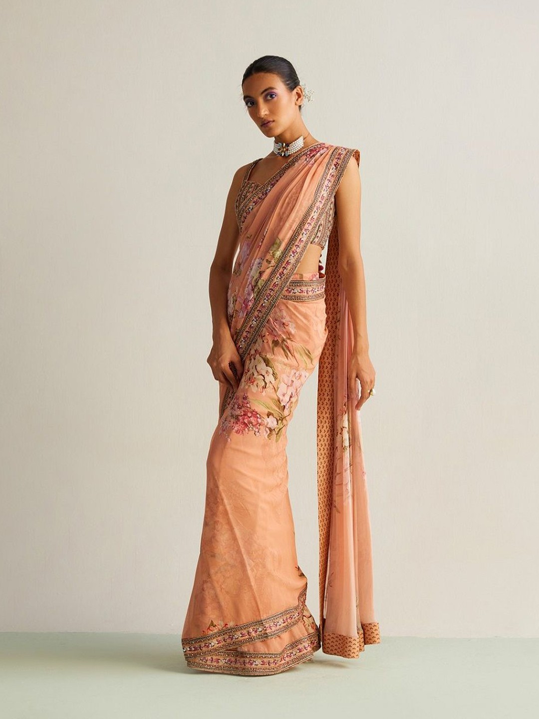 

Kalista Floral Printed Pure Georgette Saree, Peach