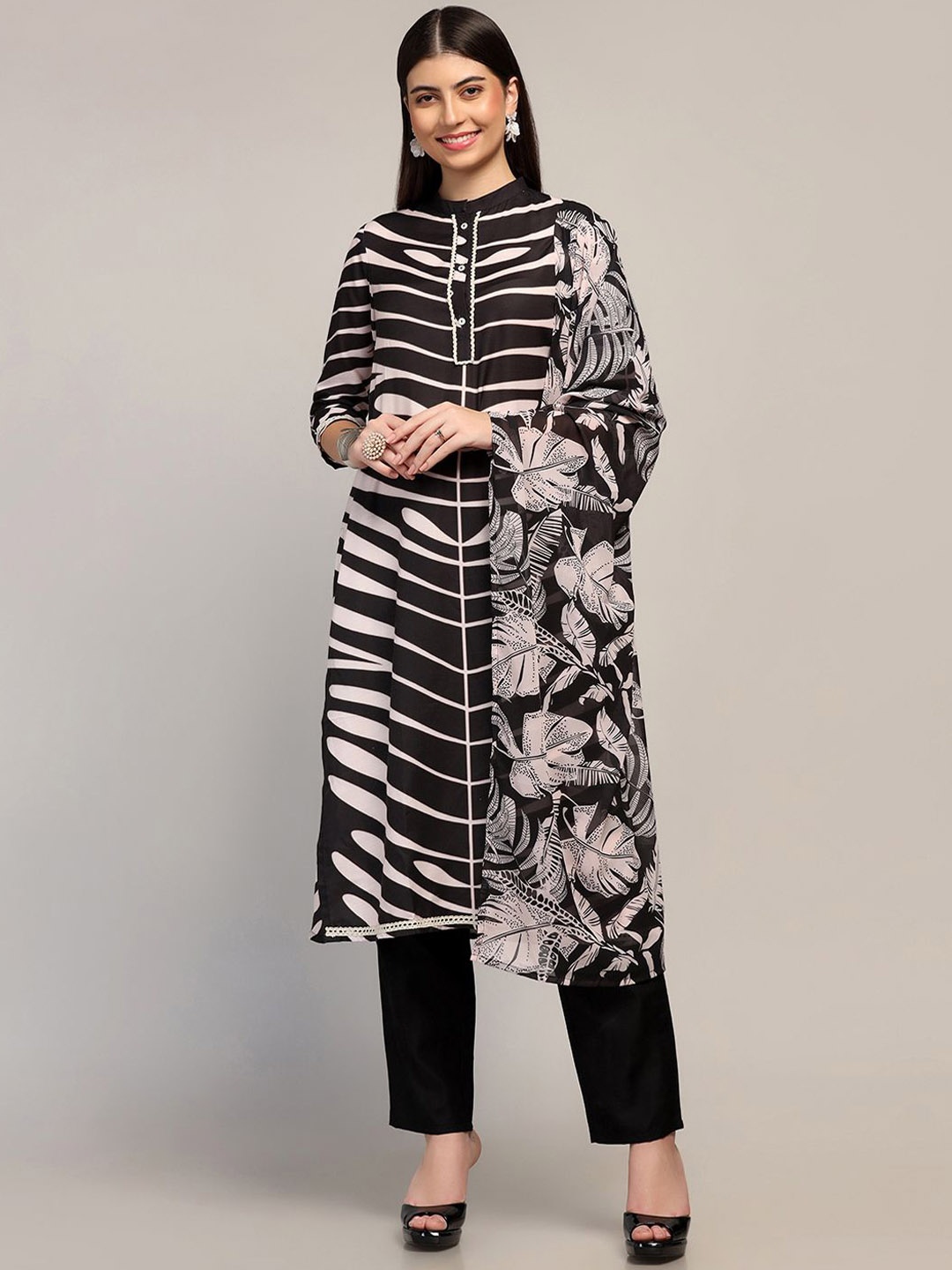 

FASHION DREAM Abstract Printed Straight Georgette Kurta with Trousers & Dupatta, Black