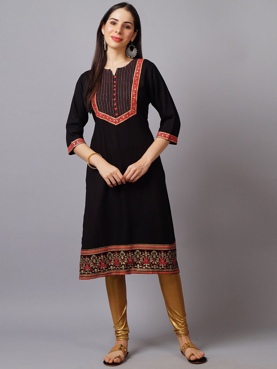 

Shree Geometric Yoke Design Thread Work Straight Kurta, Black