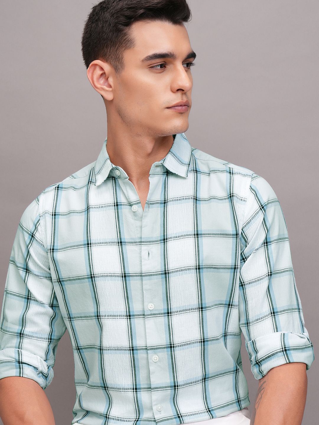 

Highlander Men Dobby Textured Checked Relaxed Fit Shirt, Green