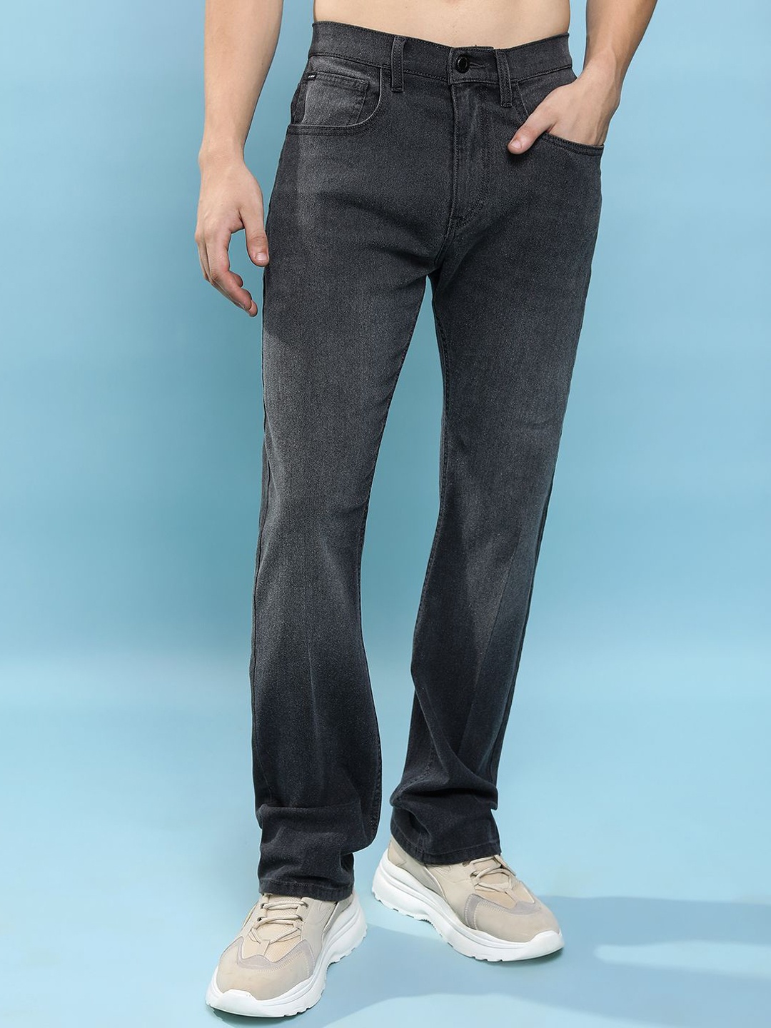 

HIGHLANDER Men Straight Fit Light Fade Stretchable Jeans, Grey