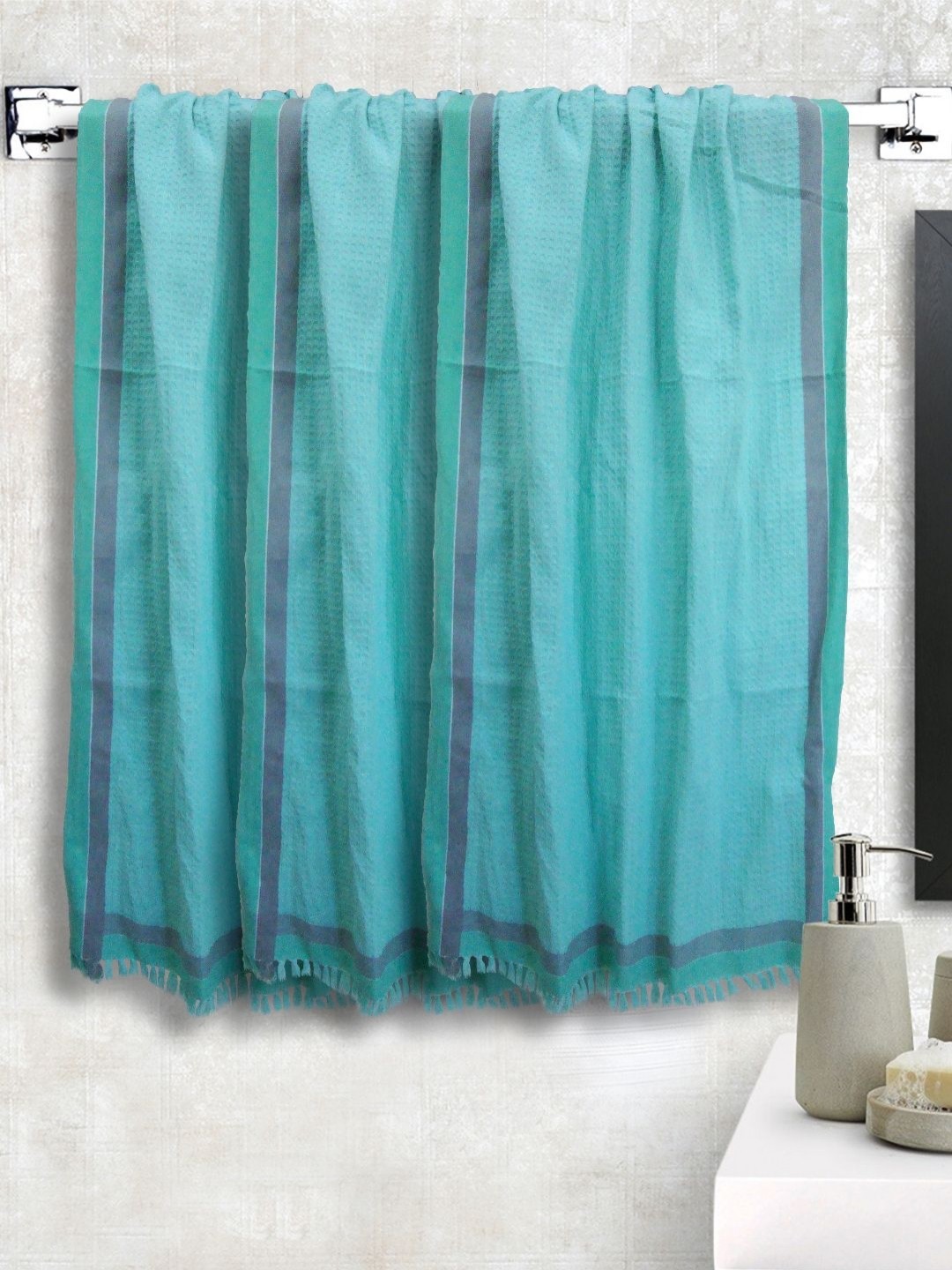 

Aura Sea Green & Grey 3 Pieces Cotton 210 GSM Bath Towels
