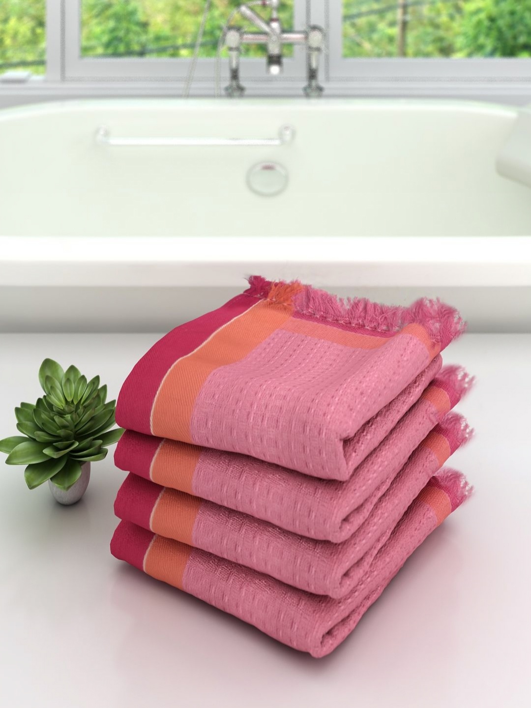 

Aura Pink & Orange 4 Pieces Cotton 210 GSM Bath Towel