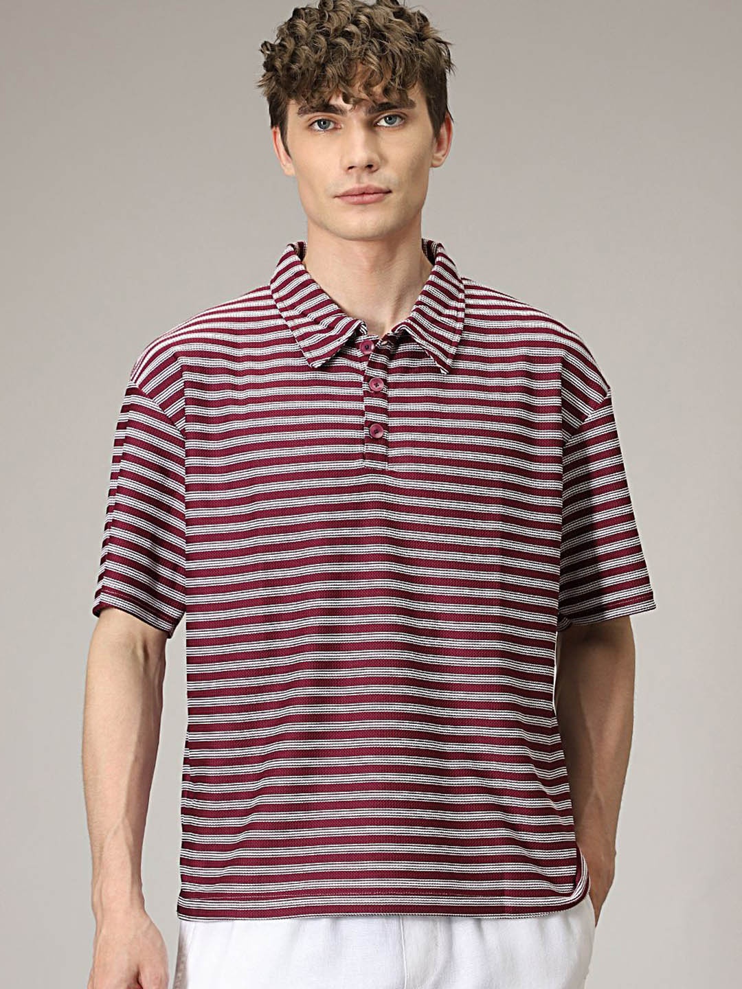 

Banana Club Men Striped Polo Collar Drop-Shoulder Sleeves Pockets T-shirt, Maroon